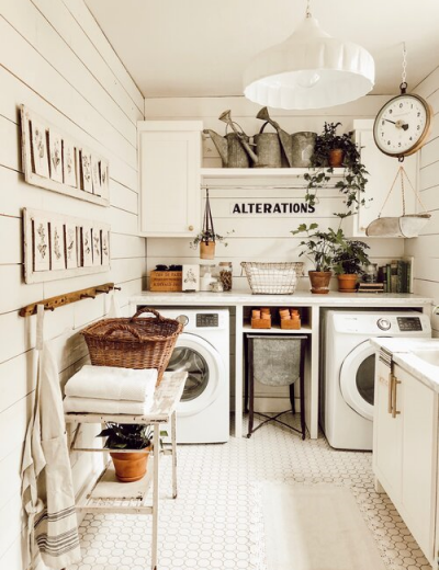 How To Create a Farmhouse Laundry Room That You’ll Love